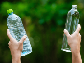 Menimbang Kekurangan Wadah Plastik dan Kaca Mana yang Lebih Ramah Lingkungan
