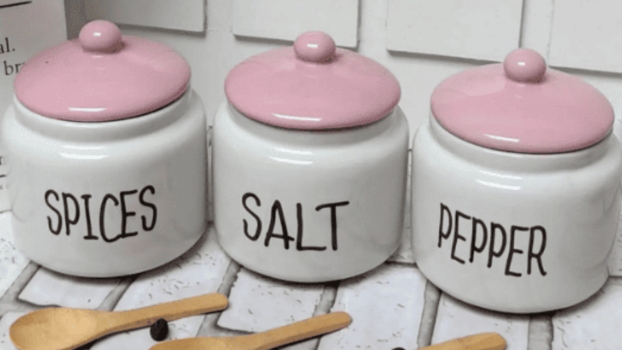 Kenapa Beralih dari Toples Plastik ke Toples Keramik ?
